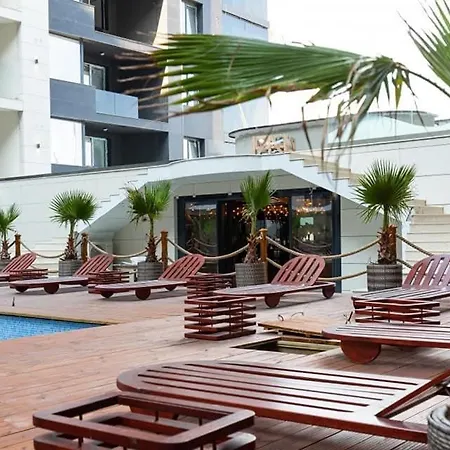 Mavros Residence Stefan Building * Нэводари