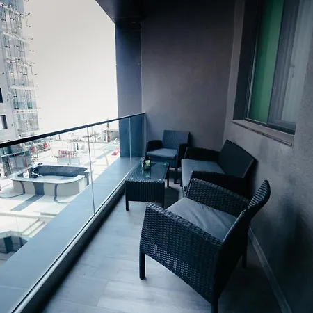 Mavros Residence Stefan Building 아파트 *